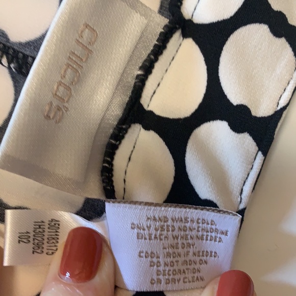 Chico’s black & white dress - Picture 7 of 7